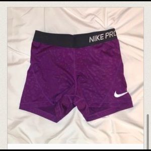 ★𝙽𝙸𝙺𝙴 𝙿𝚁𝙾𝚂★